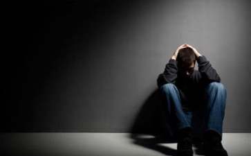 悲伤的句子摘录69条