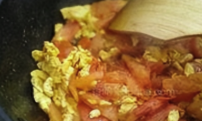 我的拿手好戏作文500字炒菜（我的拿手好戏作文500字炒菜西红柿炒鸡蛋）