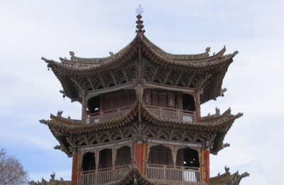 仙台初见五城楼古诗（夜将阑灯花旋落仙台初见柒城楼）