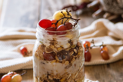 美食诱惑幽默的句子两句（抵挡不住美食的诱句子）