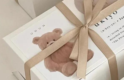 一个人在家高情商的说说（一个人在家的幽默句子）